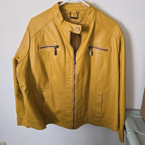 JouJou Moto Faux Leather Jacket size 3X - Picture 1 of 4